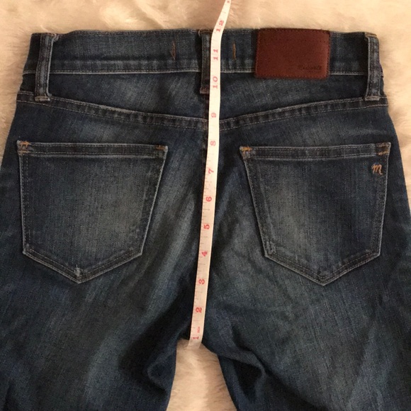 Madewell 25 Distressed Jeans - Picture 8 of 8